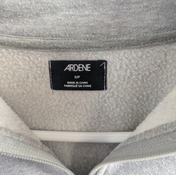 Cropped quarter zip sweater - Picture 3 of 4